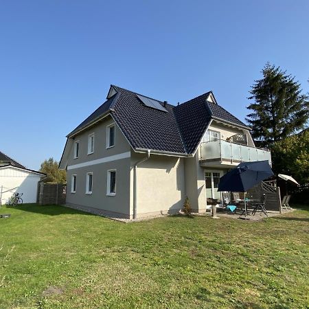 Ferienwohnung Van Der Holm Born Bagian luar foto