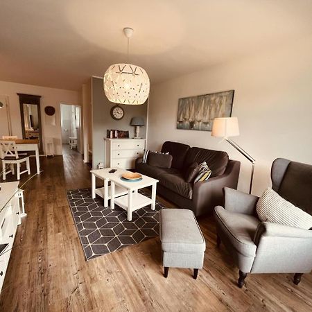 Ferienwohnung Van Der Holm Born Bagian luar foto