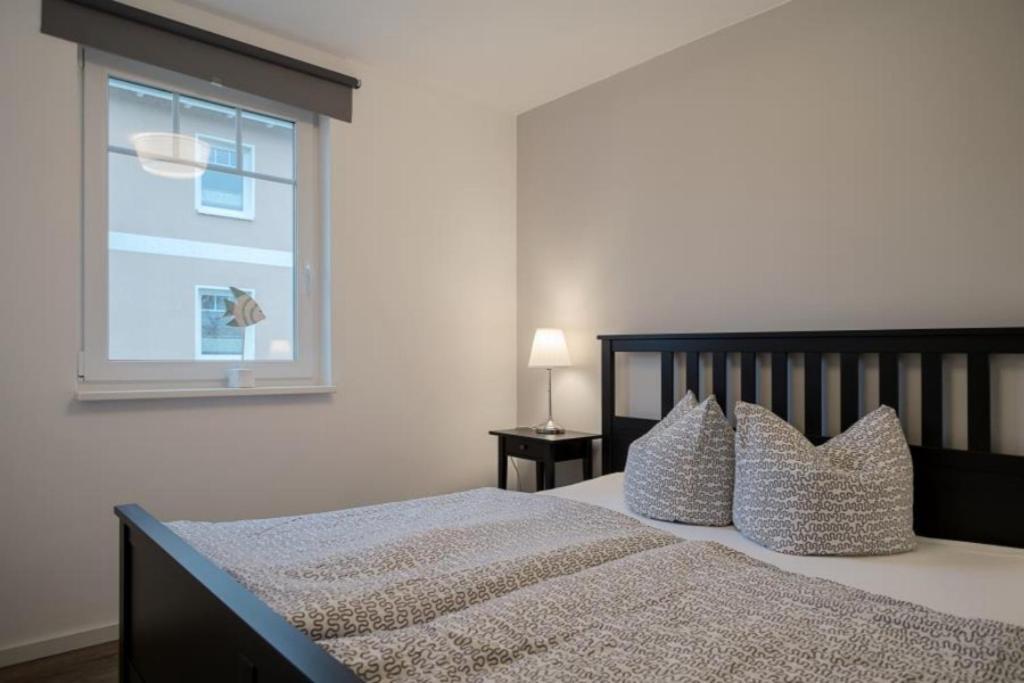 Ferienwohnung Van Der Holm Born Bagian luar foto