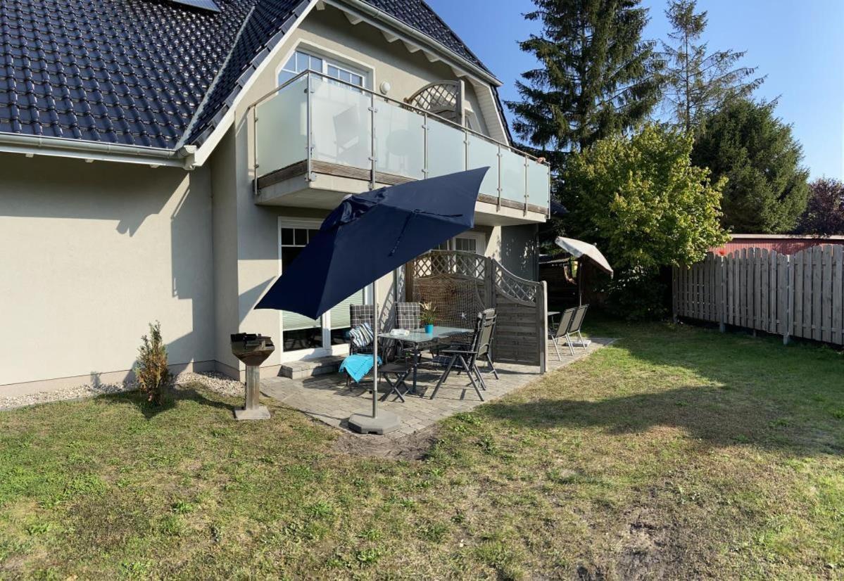 Ferienwohnung Van Der Holm Born Bagian luar foto